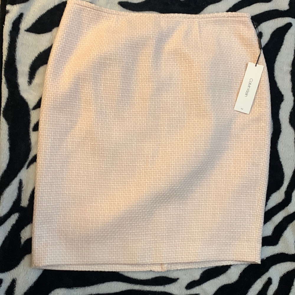 Calvin Klein Skirt 💕